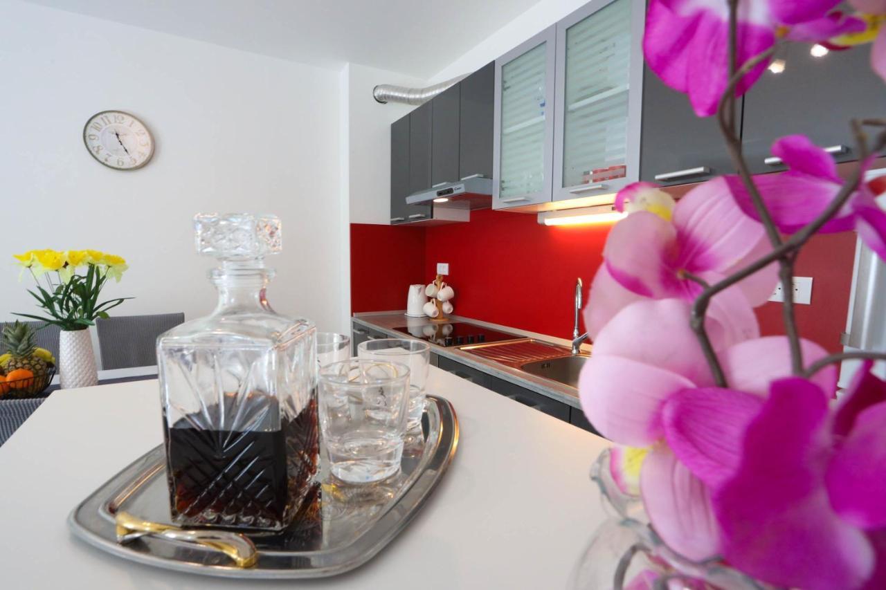 Apartman Petra Makarska Exterior photo