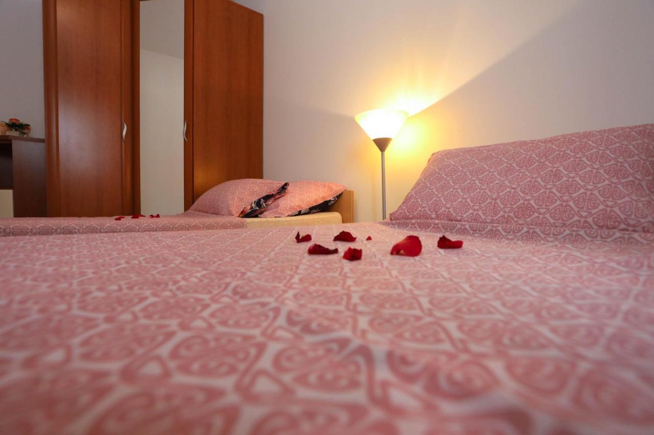Apartman Petra Makarska Exterior photo
