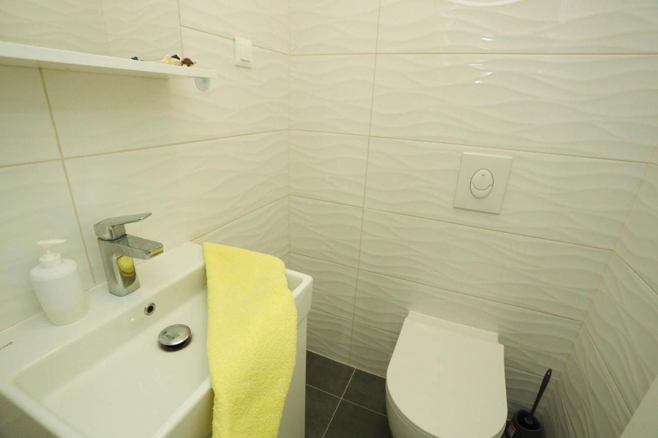 Apartman Petra Makarska Exterior photo